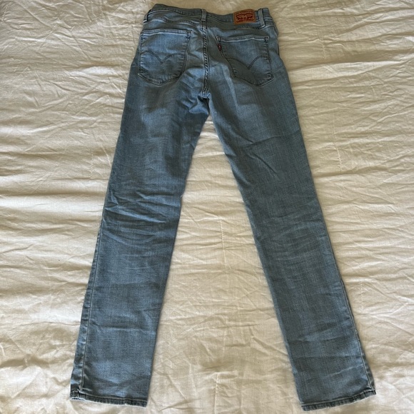 Levi’s High Rise Straight Jeans - Picture 4 of 4